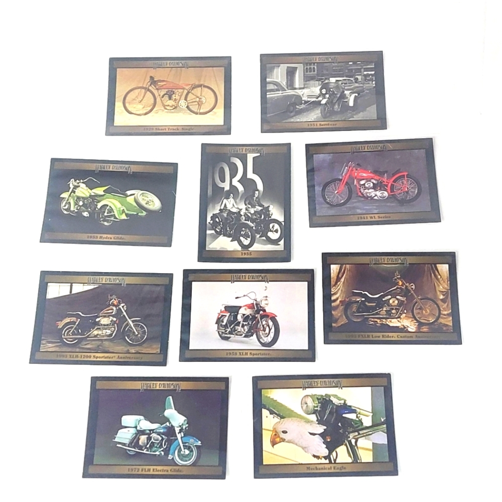 10 Motorcycle Collectors Cards From 1992 - Licensed by Harley Davidson